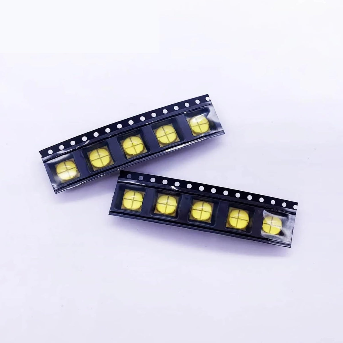 Pack de 50 chips LED COB - Potencia de 20 W y funcionamiento de 12 a 13,5 V - Corriente de 1500 mA - Para linternas luces de coche y accesorios de iluminación
